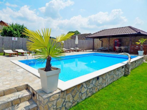 Aqualux apartments